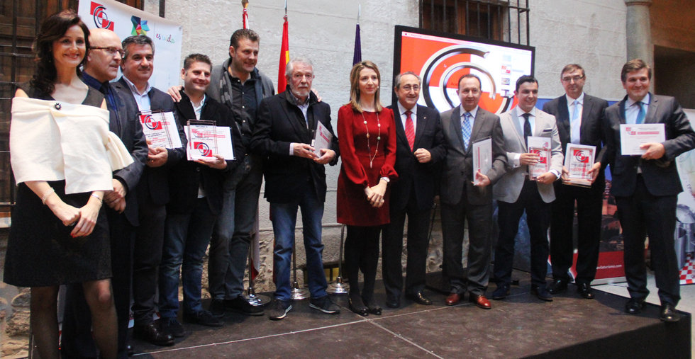 La Academia Castellana y Leonesa de Gastronomía y alimentación entrega al Torrezno de Soria el premio al mejor producto agroalimentario 2014