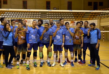 La plantilla del C.D.V. Río Duero Soria de la Superliga Masculina promociona el Torrezno de Soria en dos audiovisuales