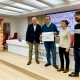 Torrezno de Soria entrega los 320 euros de la recaudación del Delantal Solidario a Alzheimer Soria